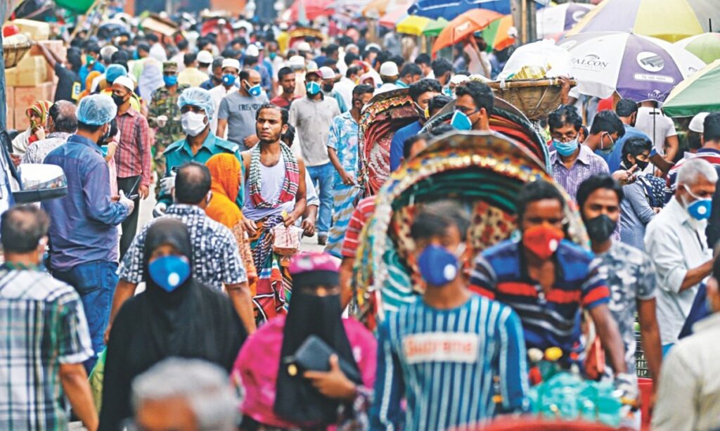 lot of people with mask