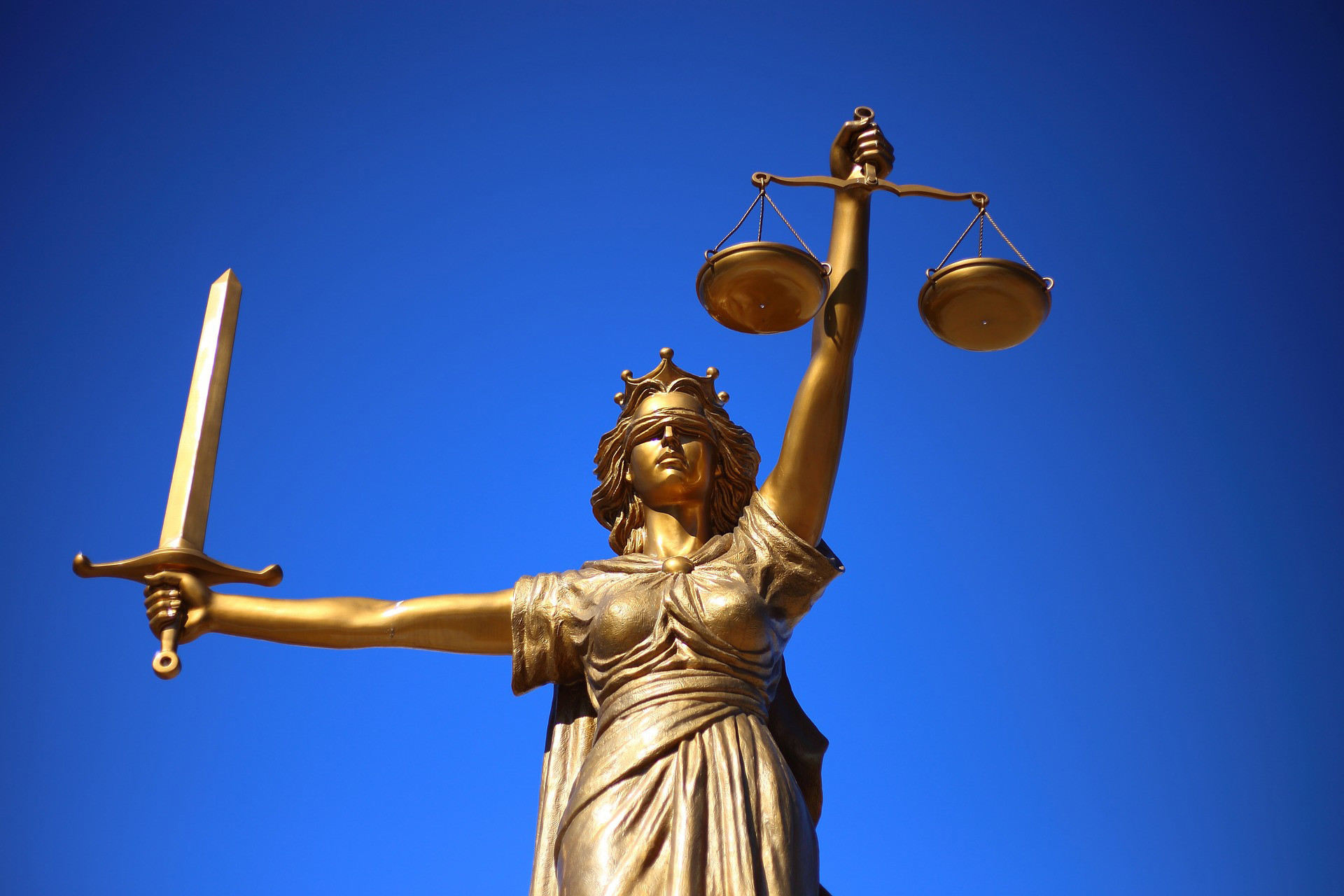 The justice administration in smart cities: between streamlining and automation