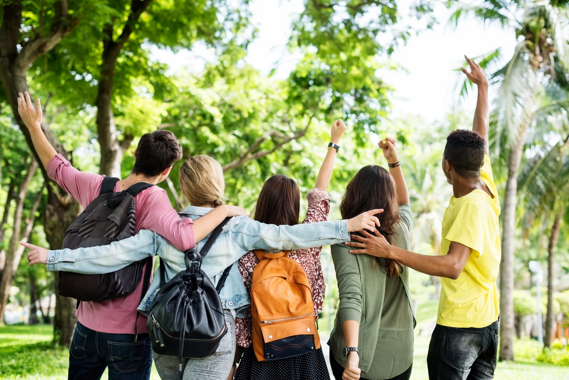 Youth associations: social cohesion begins in neighborhoods.