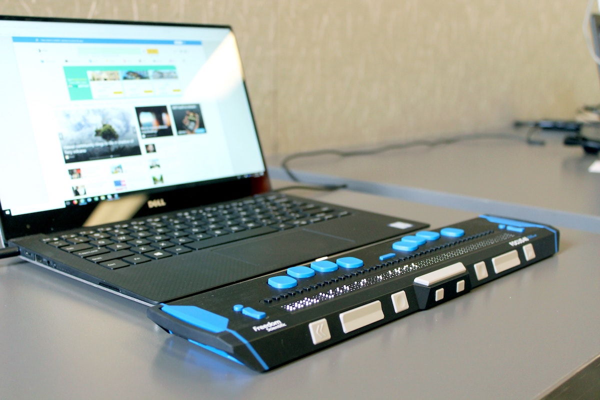 Examples of Braille and assistive technology for visually impaired people in our cities