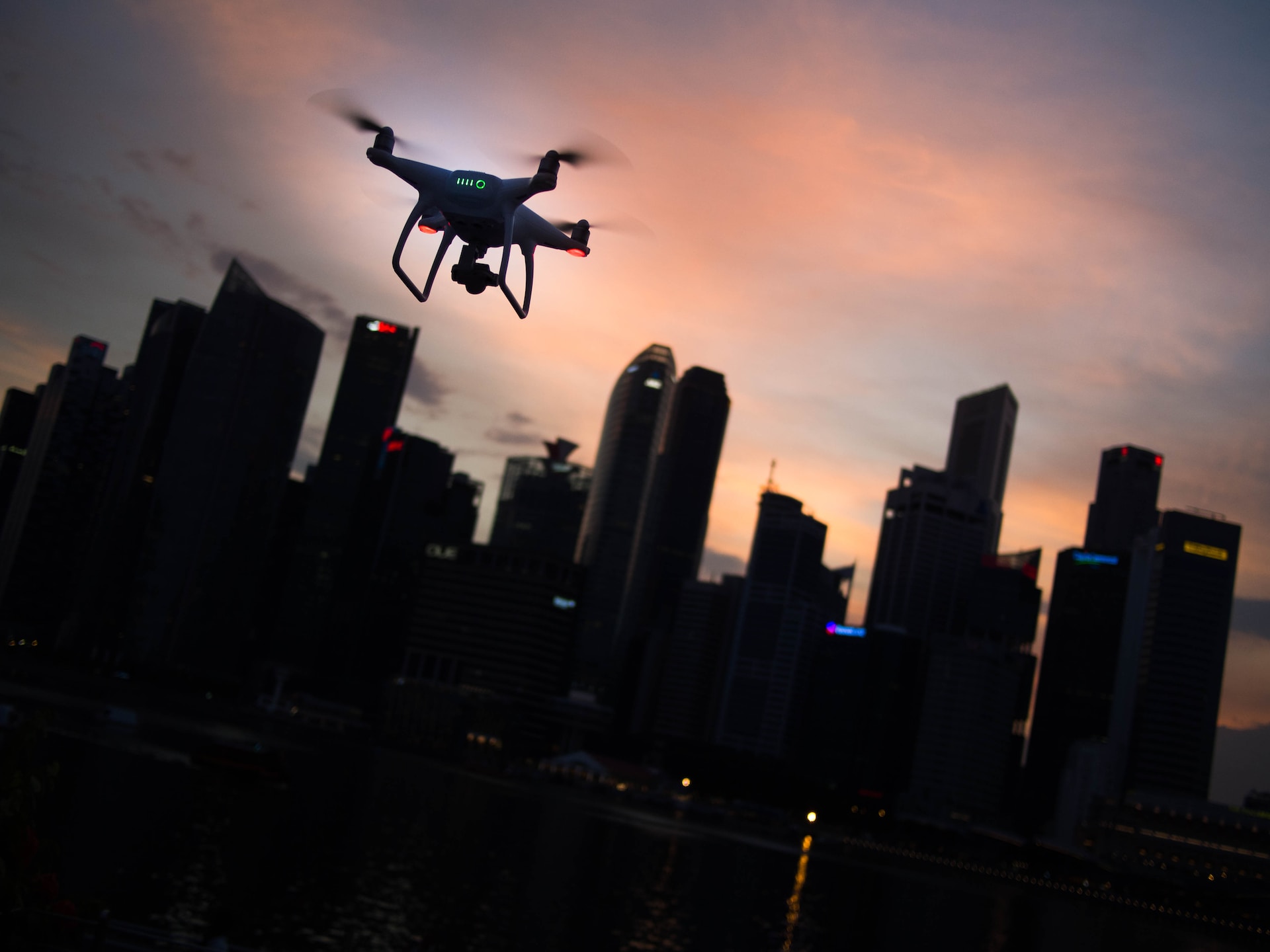 8 formas innovadoras en las que los drones ya se estan utilizando Tomorrow.City The biggest platform about urban innovation