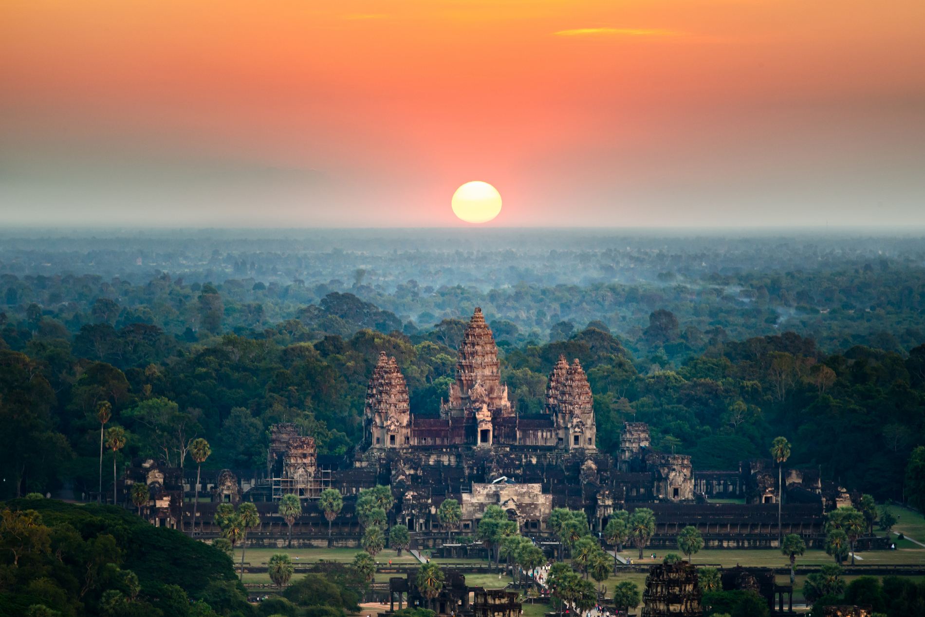 Angkor: 1000 years since the first major smart city
