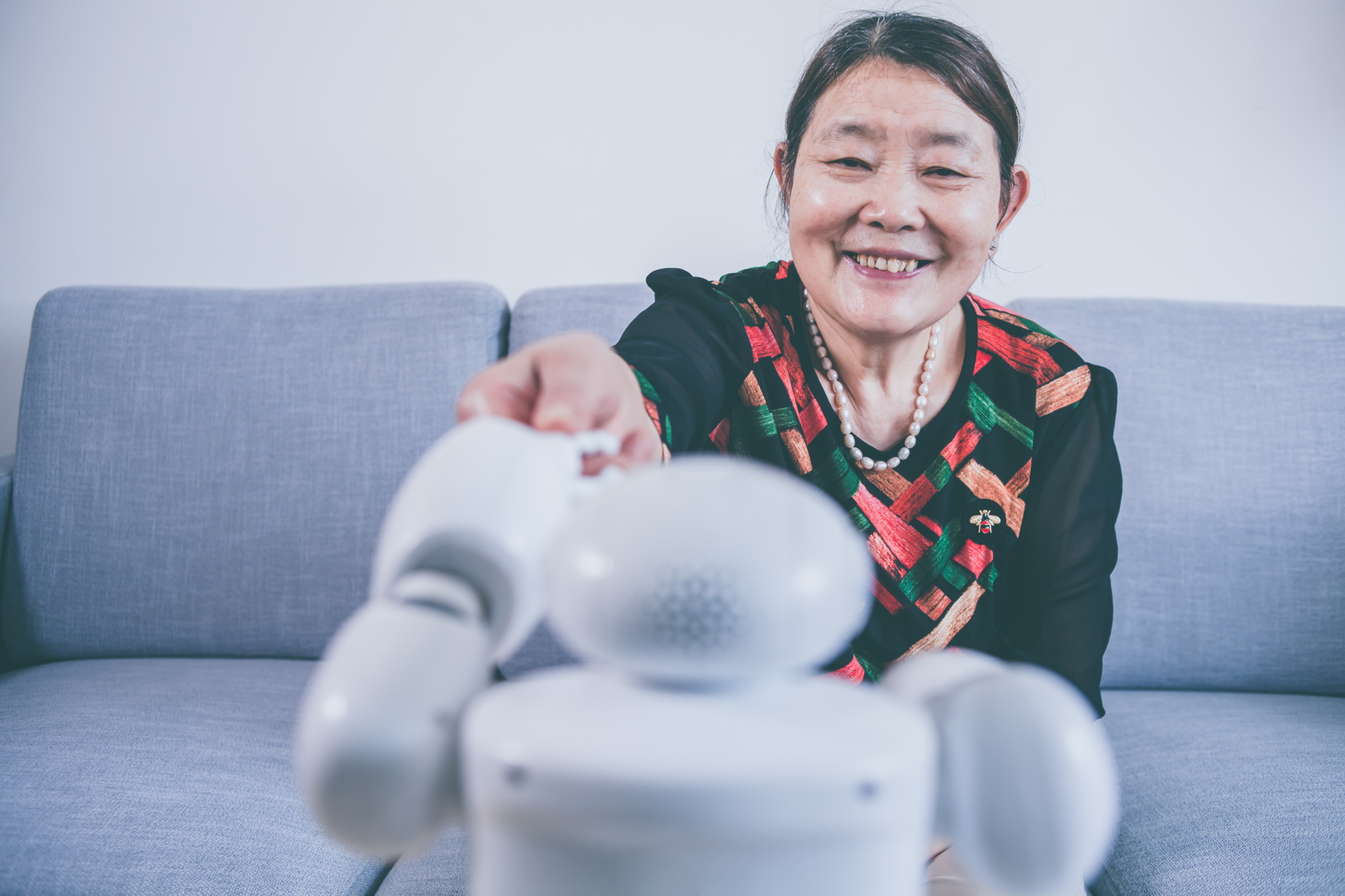 9 electronic devices to make life easier for seniors