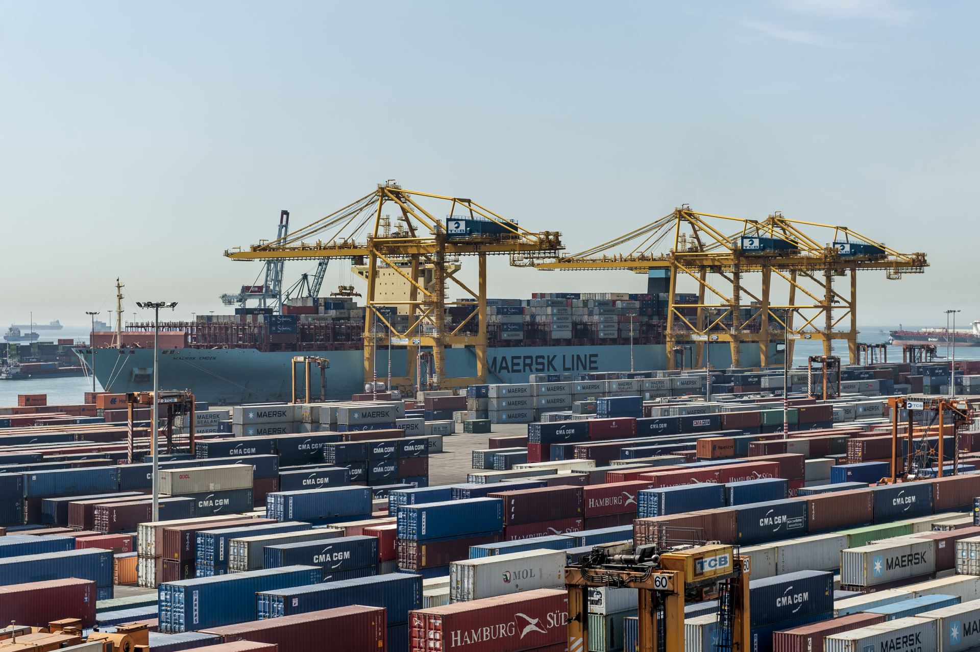 The SMART Port concept: proposing a more social, resilient and environmental port model