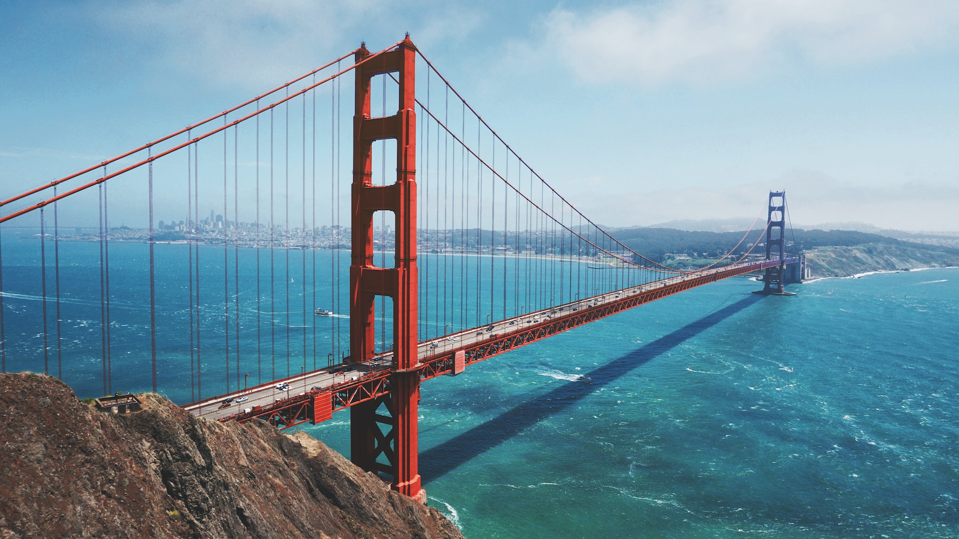 Golden Gate Bridge: milestones and interesting facts about an