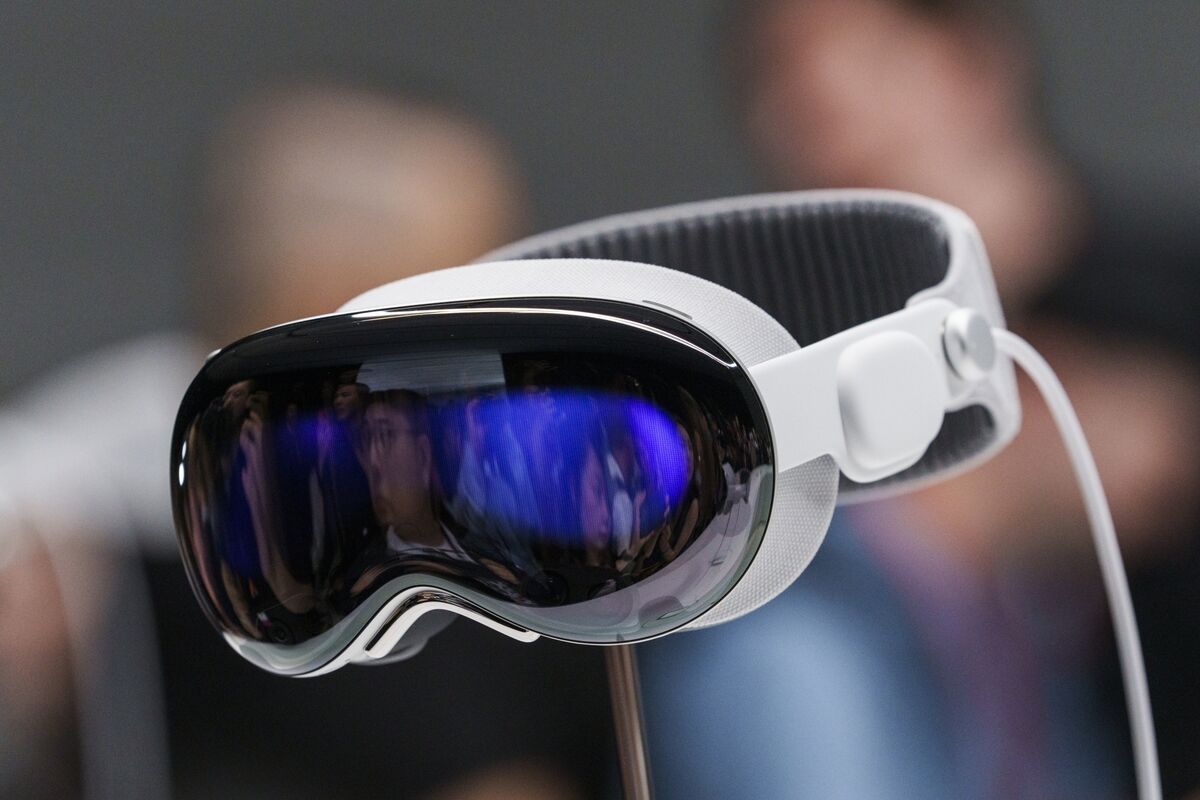 Augmented Reality Is Coming for Cities Augmented Reality Is Coming for Cities