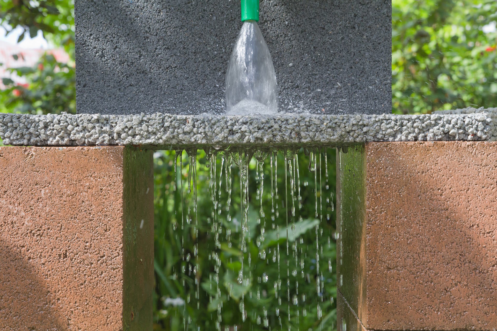 What is pervious concrete and how can it be used in cities