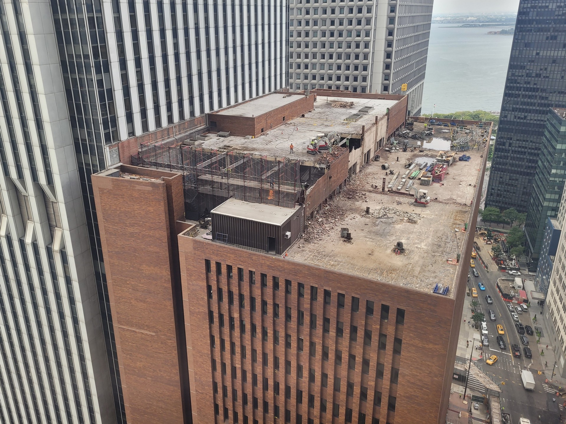 New York is facing a real estate challenge: converting offices left vacant due to remote work into housing units